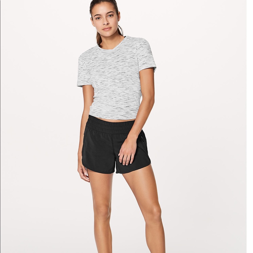 Lululemon Tracker Short V “4: Size 2